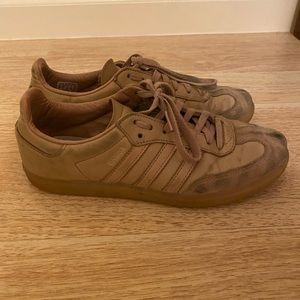 Nude Adidas Sambas 8